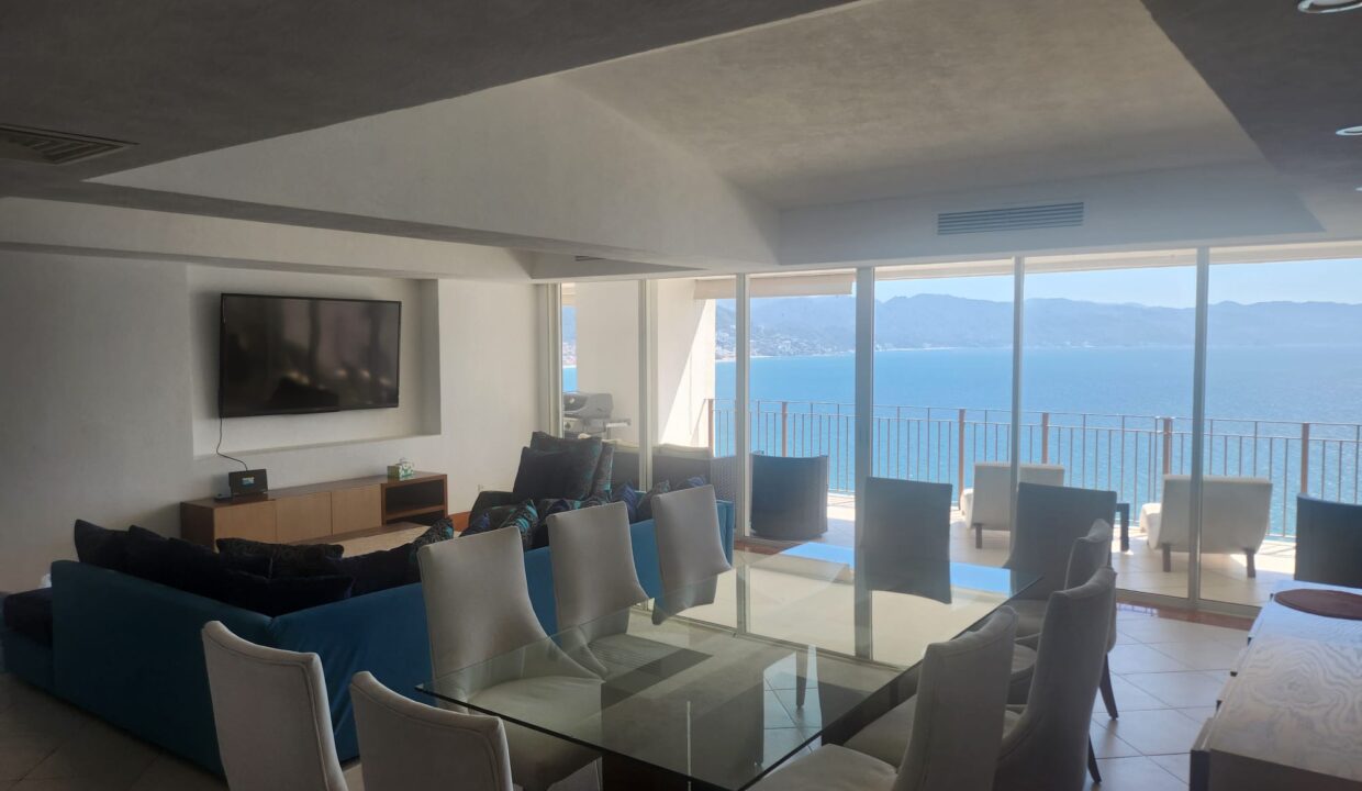 WhatsApp Image 2024-10-08 at 11.25.13 AM