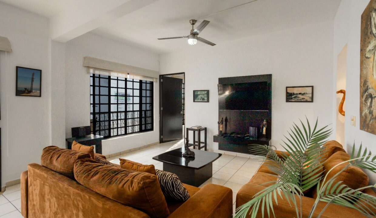 WhatsApp Image 2024-10-09 at 11.06.21 AM-3