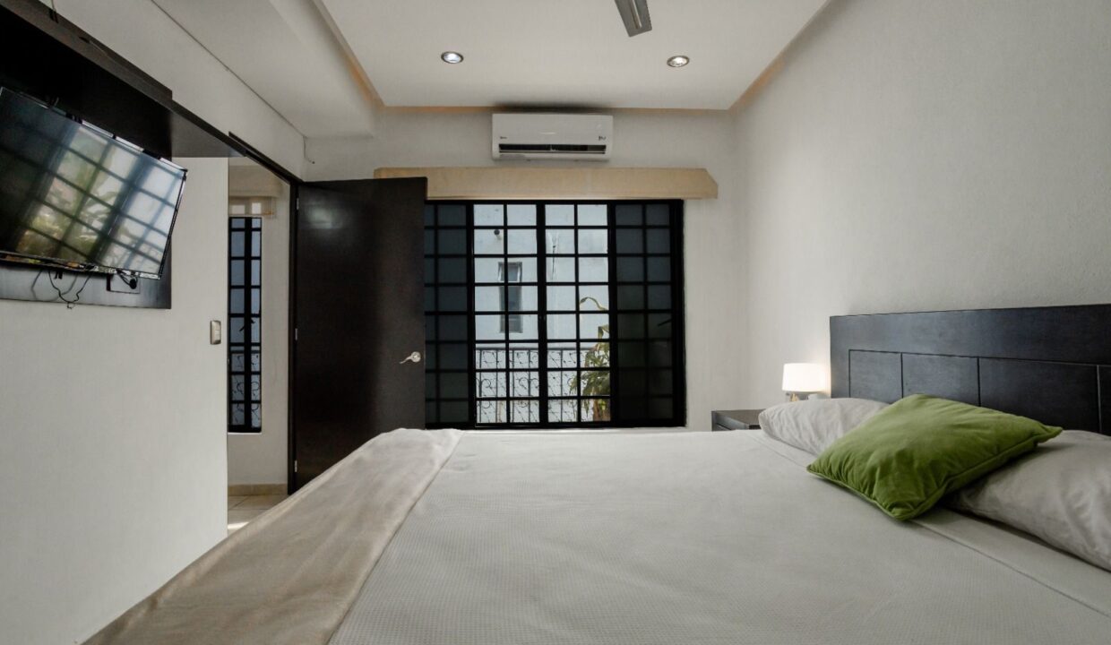 WhatsApp Image 2024-10-09 at 11.06.22 AM-4